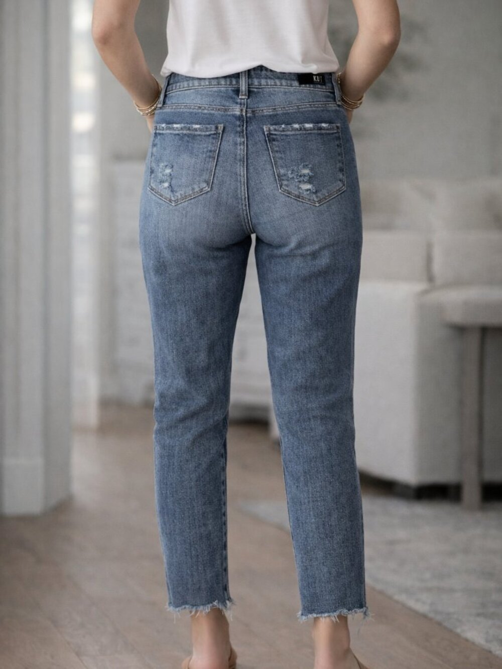 Distressed Cropped Ankle Blue Jeans • Raw Hem, Mid Rise • Size 27 • NWT - Picture 3 of 10